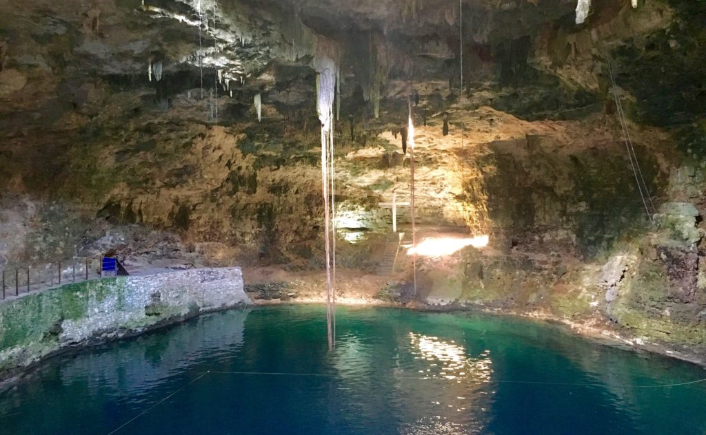 Playa Del Carmen cenotes that are close to visit for swimming and