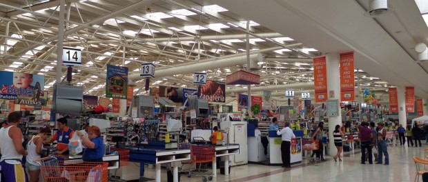 Chedraui grocery store, playa del carmen