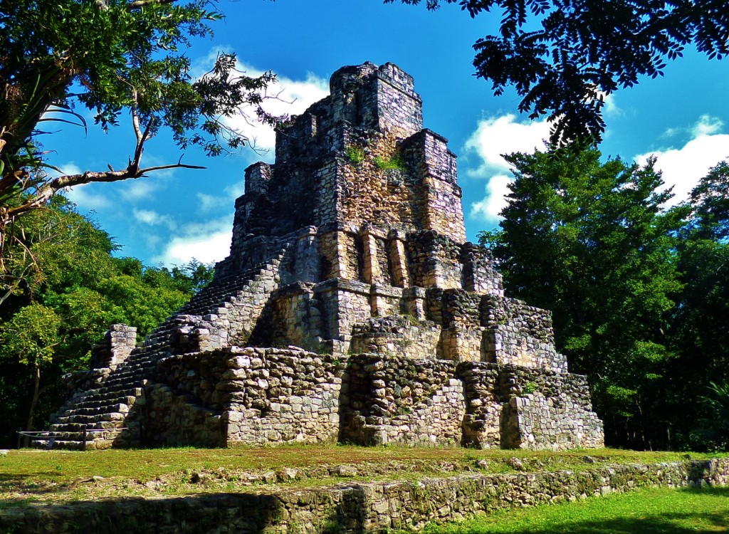 playa del carmen ruins