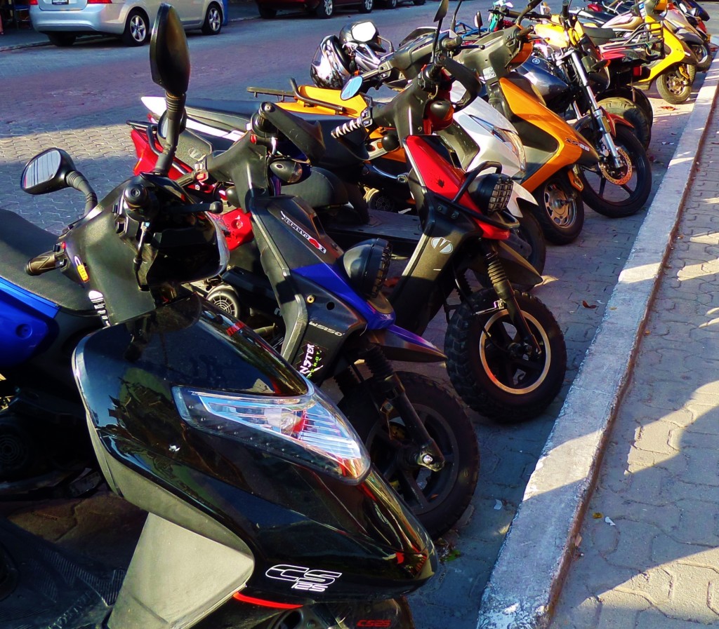 mopeds, playa del carmen