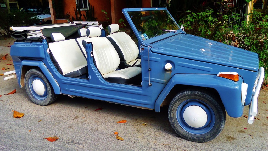 old car, playa del carmen