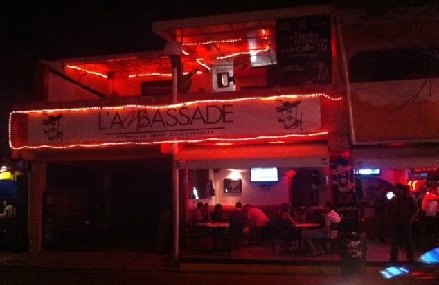 L'Ambassade bar Playa Del Carmen