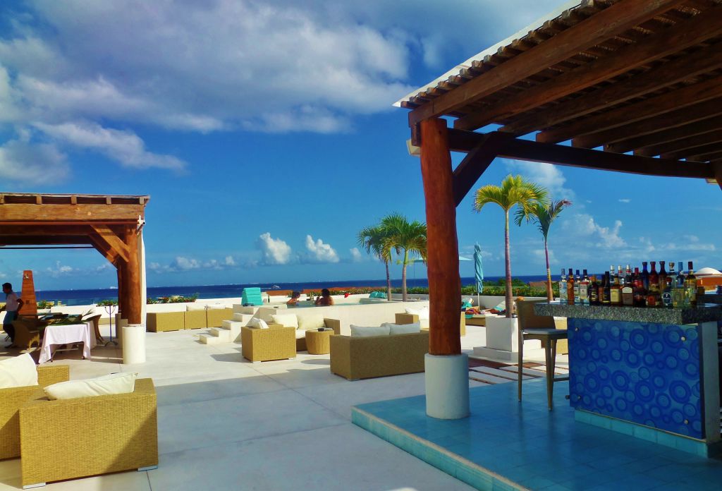 rooftop pools in Playa Del Carmen