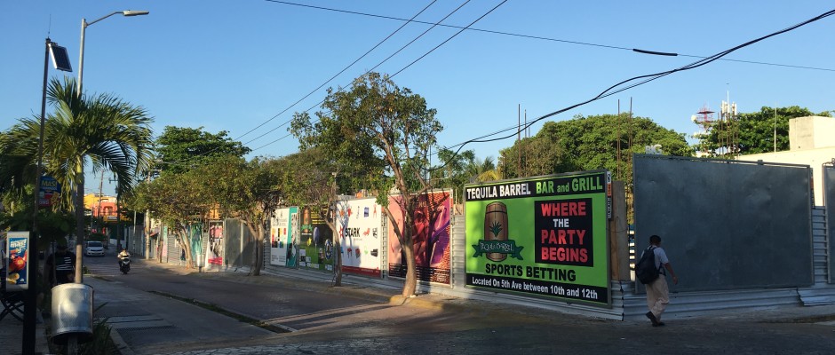 New building in Playa Del Carmen construction