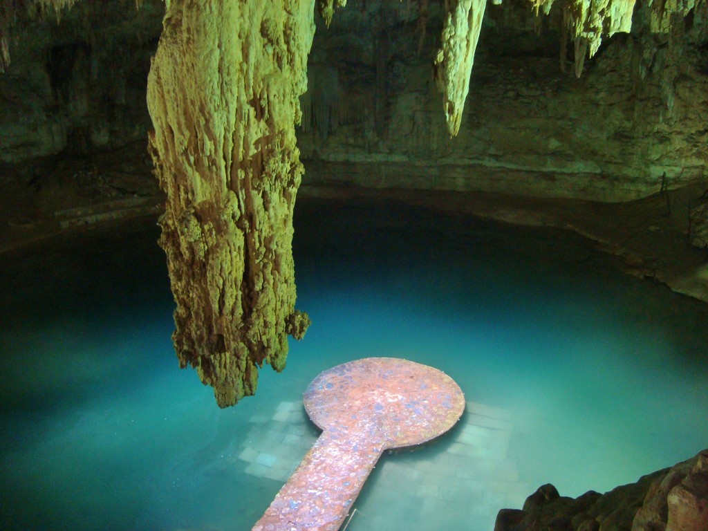 Cenote Suytun Valladolid Yucatan