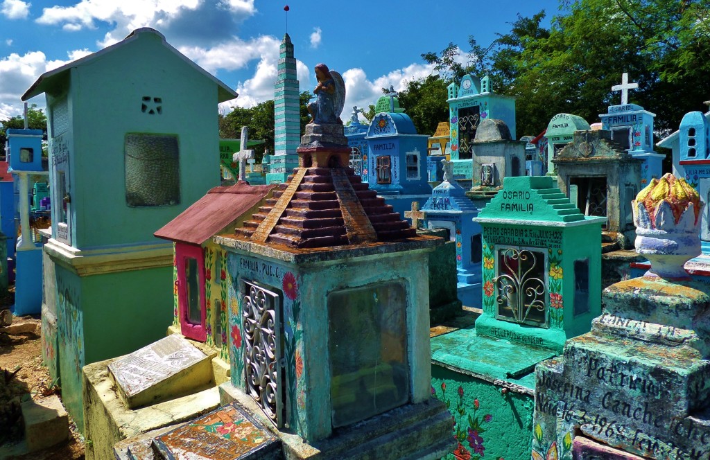 Hoctun Cemetery, Yucatan ,Mexico