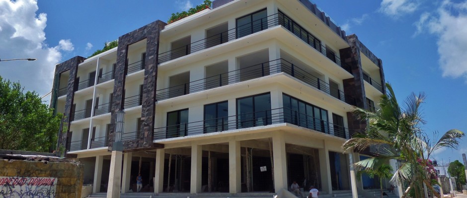 Colosio, Playa Del Carmen, condo