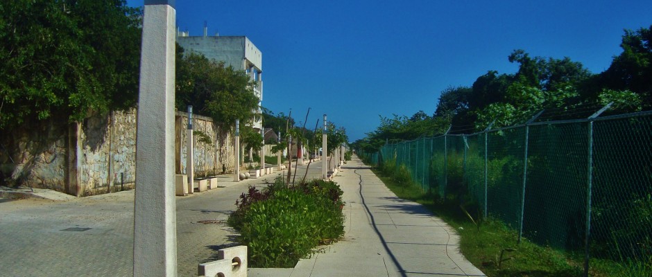 running, playa del carmen mexico