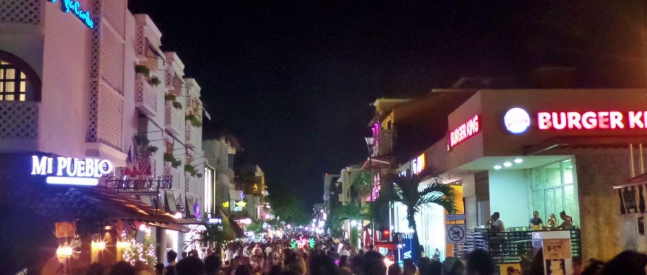 Halloween in Playa Del Carmen 2014 Photos