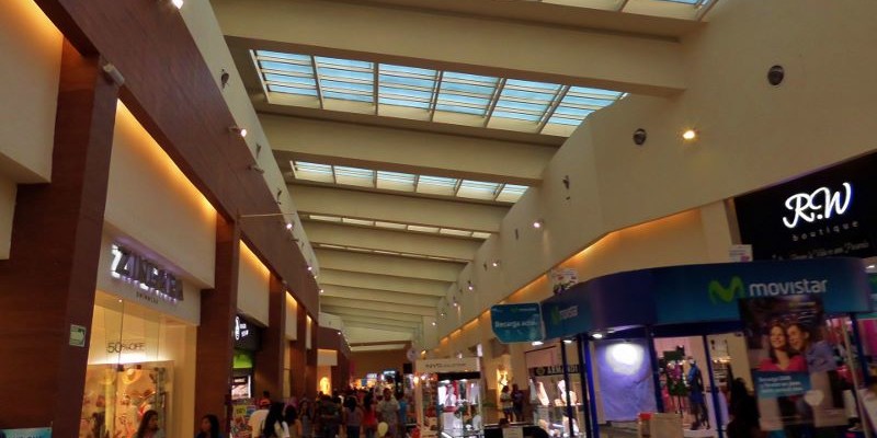 Plaza Las Americas mall Playa Del Carmen