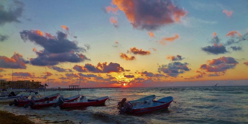 Sunrise photo in Playa Del Carmen