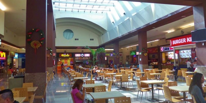 Plaza Las Americas mall Playa Del Carmen