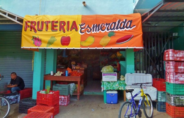 Fruteria Esmeralda in Playa De Carmen