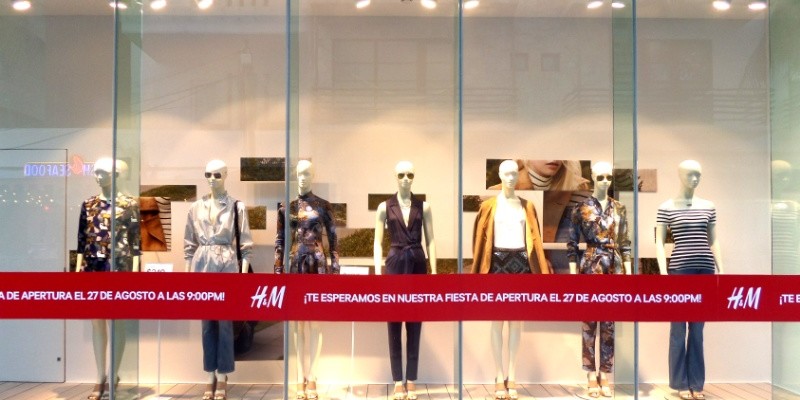 H&M Store in Playa Del Carmen