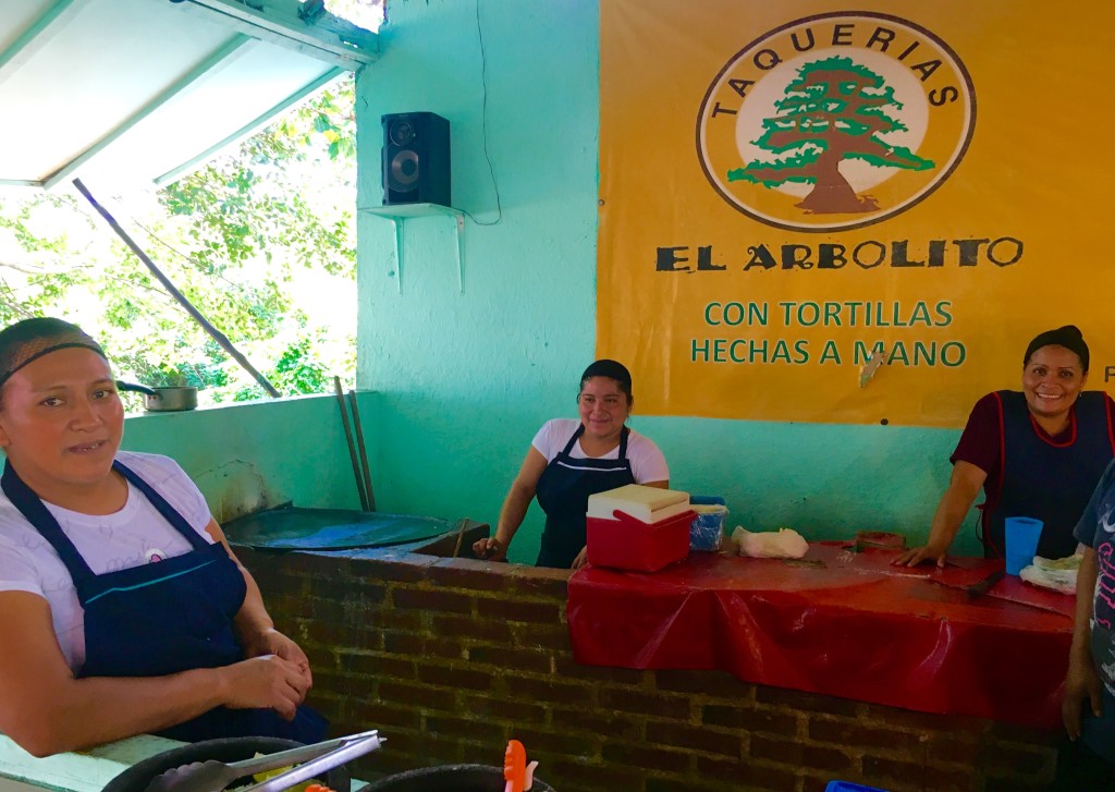El Arbolito Taqueria tacos Puerto Aventuras