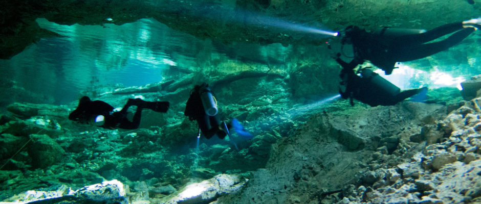 Scuba diving in Playa del Carmen Mexico with Tank Ha Dive shop