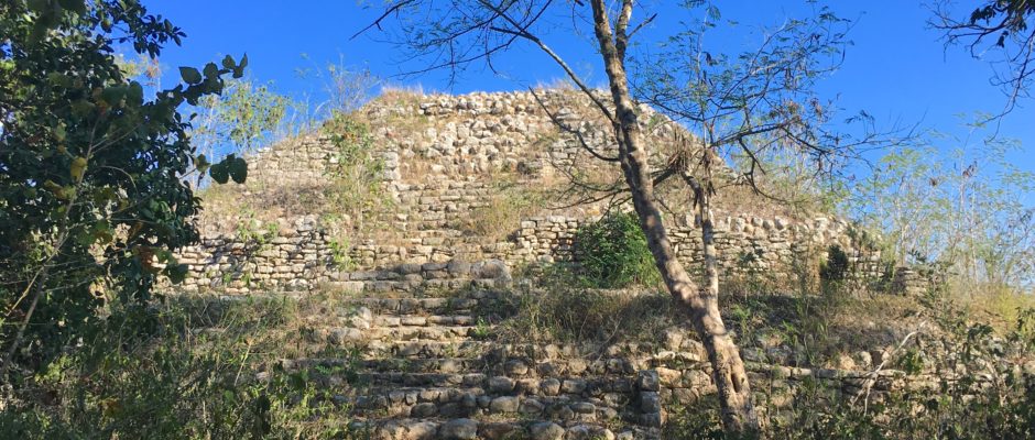 Yaxunah Mayan ruins Yucatan