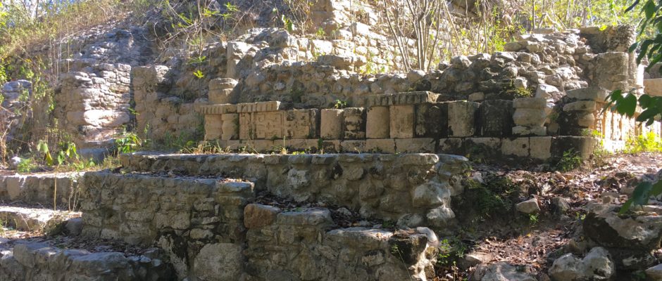Yaxunah Mayan ruins Yucatan
