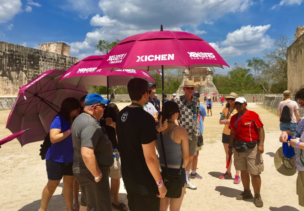 Xichen Delue Tour to Chichen Itza