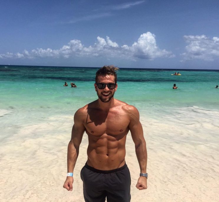 Meet personal trainer Joel Cecotti from Evolve Gym - Everything Playa ...