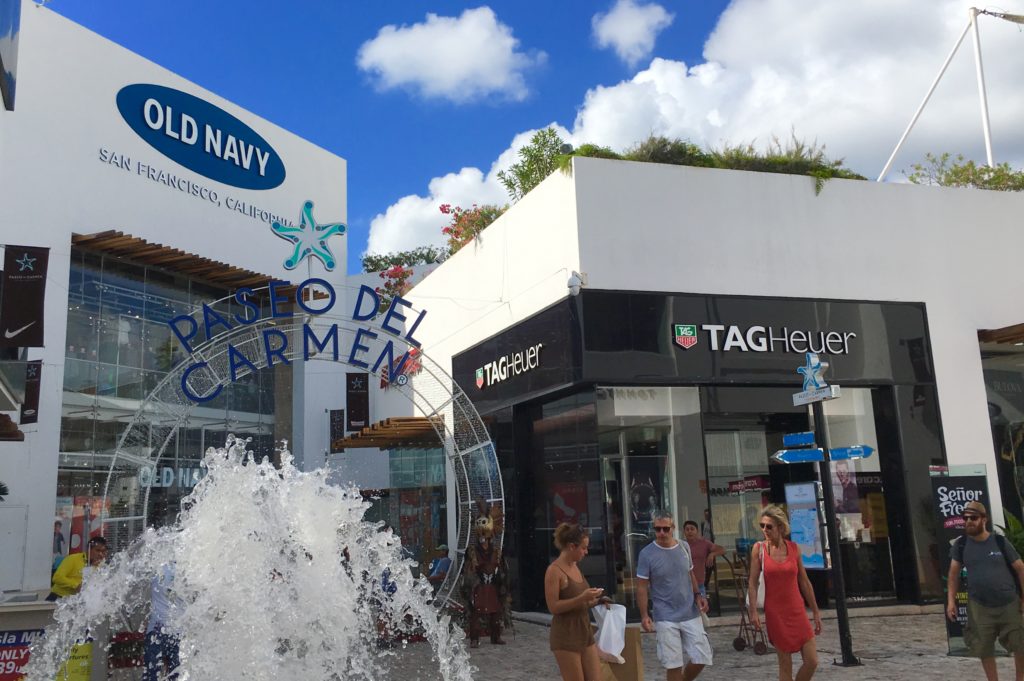 Paseo Del Carmen Playa Del Carmen