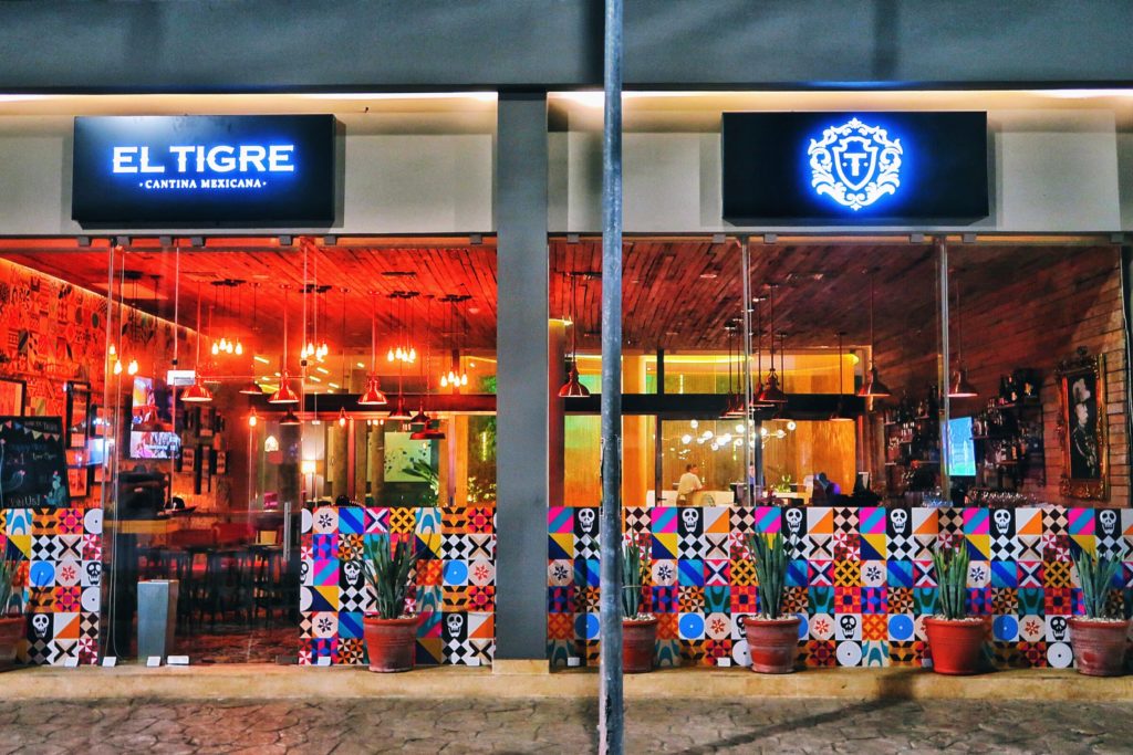 El Tigre Bar