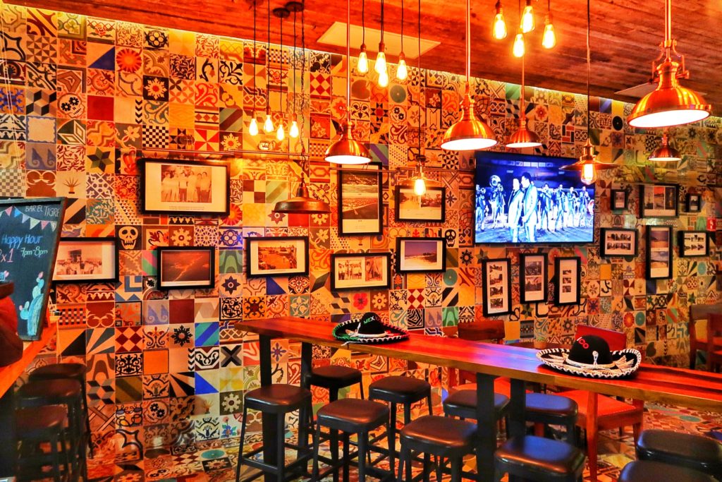 pubs in playa del carmen