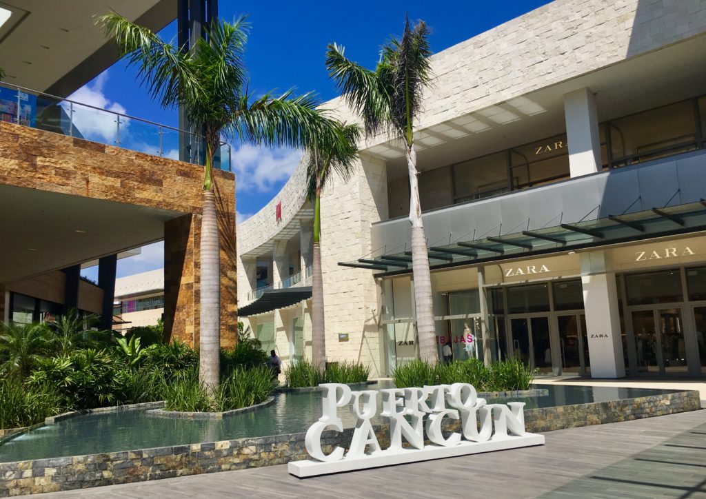 Puerto Cancun Mall