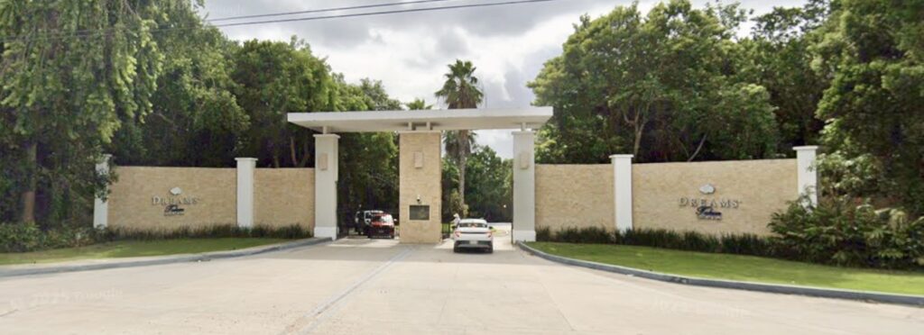 Entrance to Dream Tulum Resort
