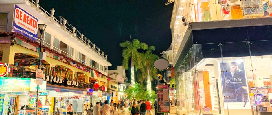 5th Avenue Shopping in Playa del Carmen: The Do's and the Dont's