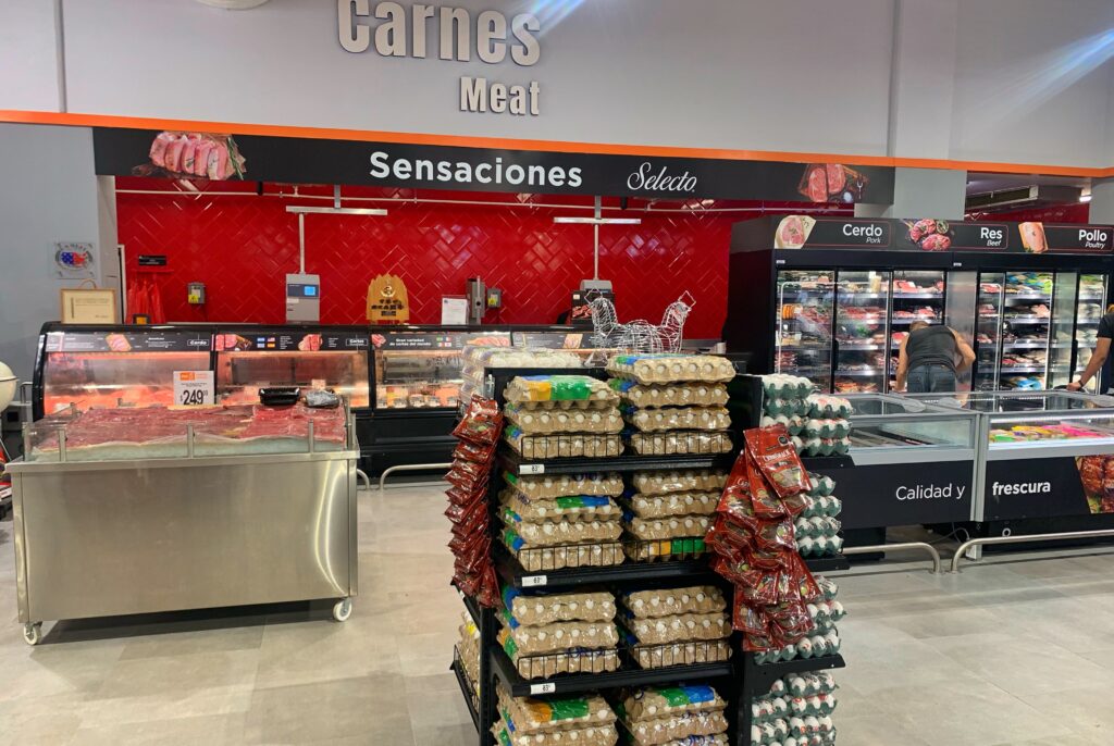 The new Chedraui Select grocery store in Playa Del Carmen