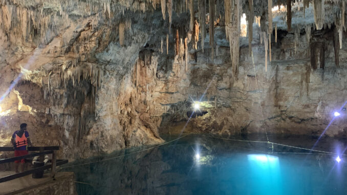 Cenote Palomitas