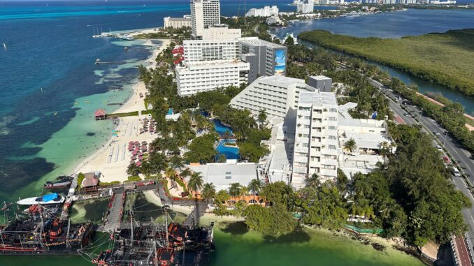 Cancun Scenic Tower