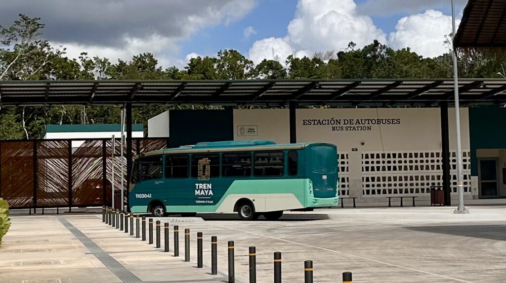 Tren Maya bus Tulum