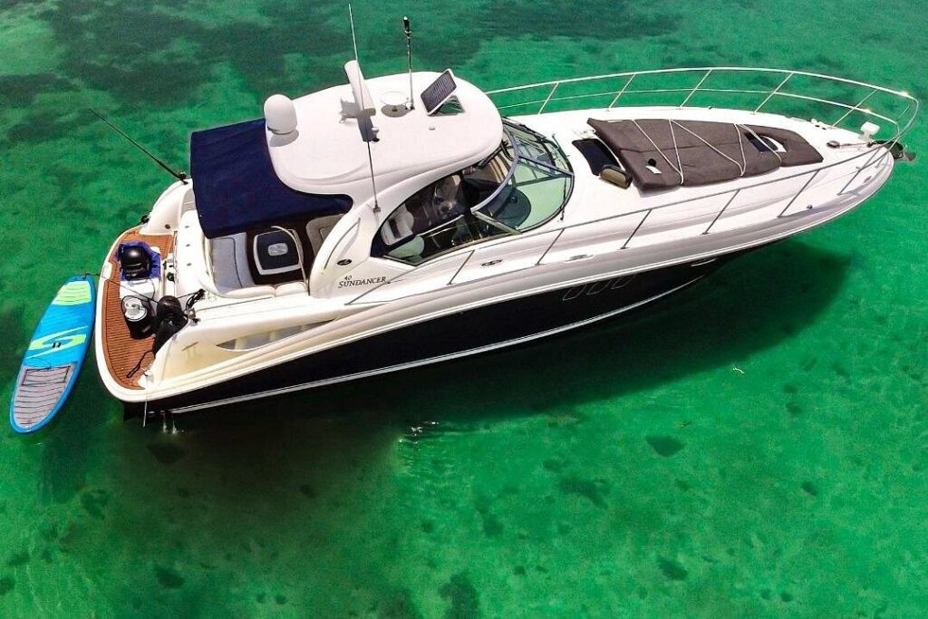 luxury boat rental
