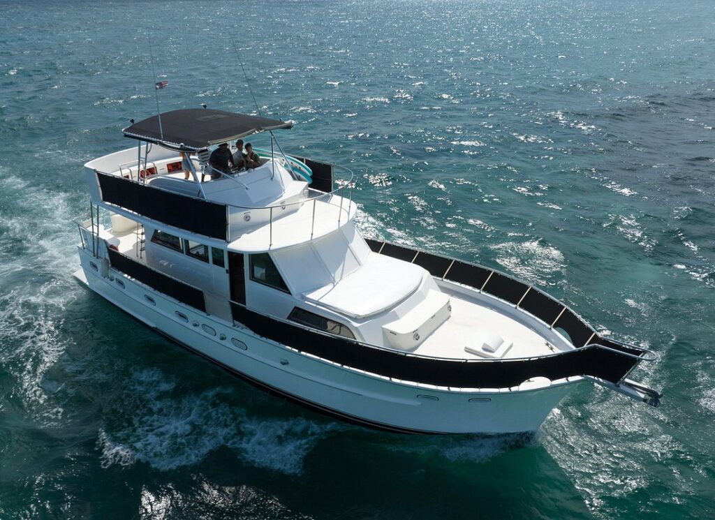 private yacht rental